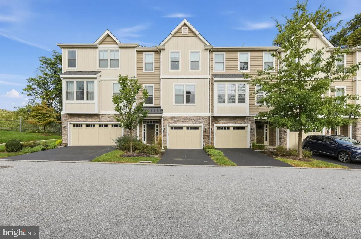 24 Treyburn Dr, Paoli, PA 19301 - #1