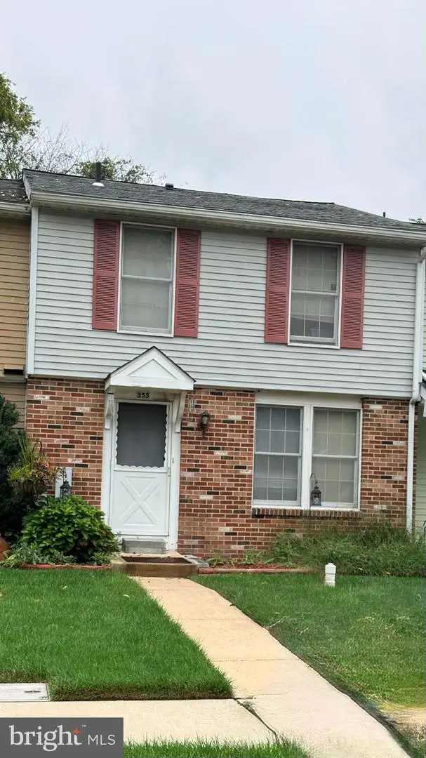 355 Adams St, Coatesville, PA 19320 - #1