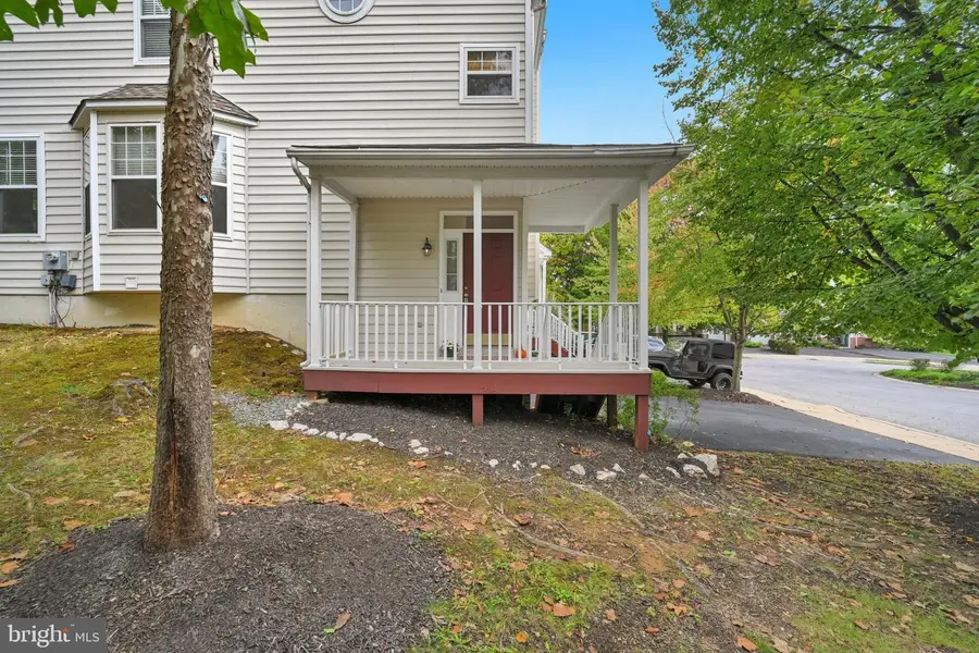 109 Stratford Ct, Malvern, PA 19355 - #2