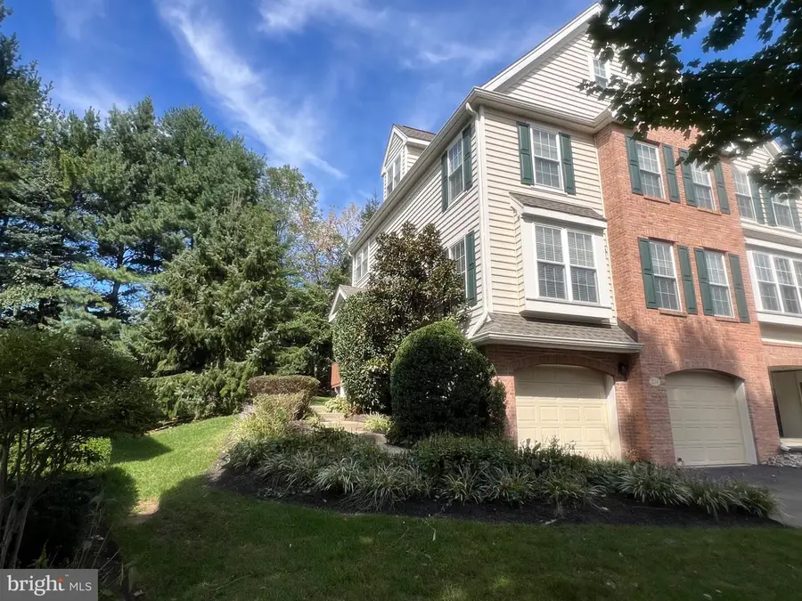 234 Cherry Ln, Kennett Square, PA 19348 - #2