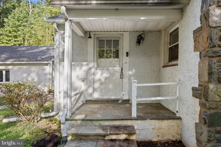 804 Forest Ln, Malvern, PA 19355 - #3