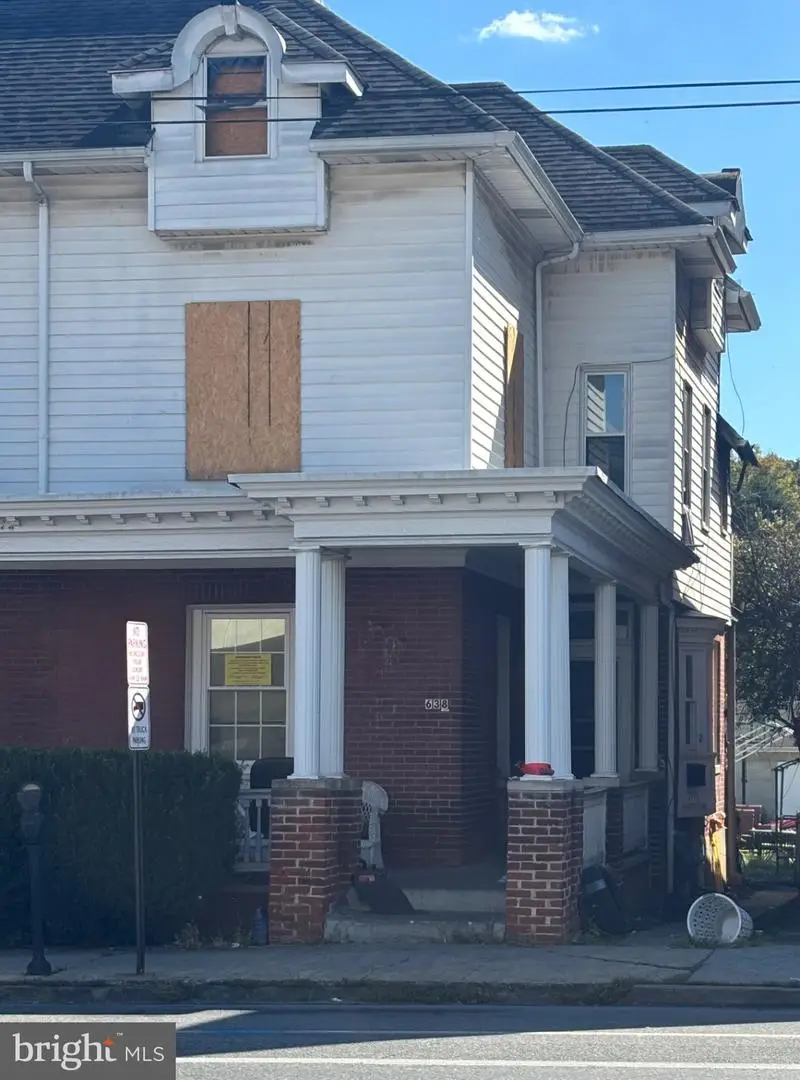 638 E Lincoln Hwy, Coatesville, PA 19320 - #1