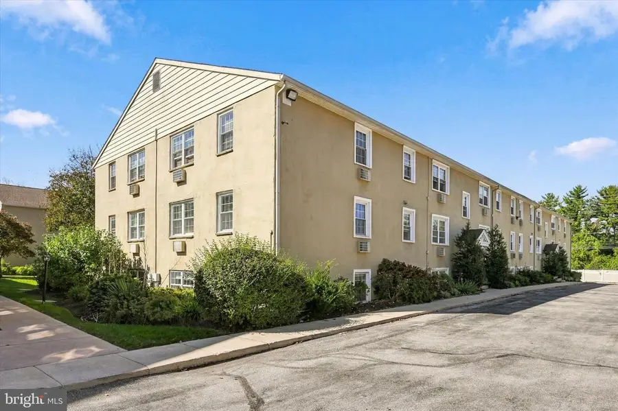175 W King St #301, Malvern, PA 19355 - #2