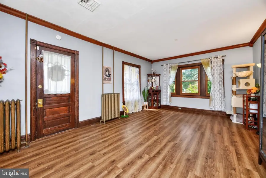 1010 Stirling St, Coatesville, PA 19320 - #3