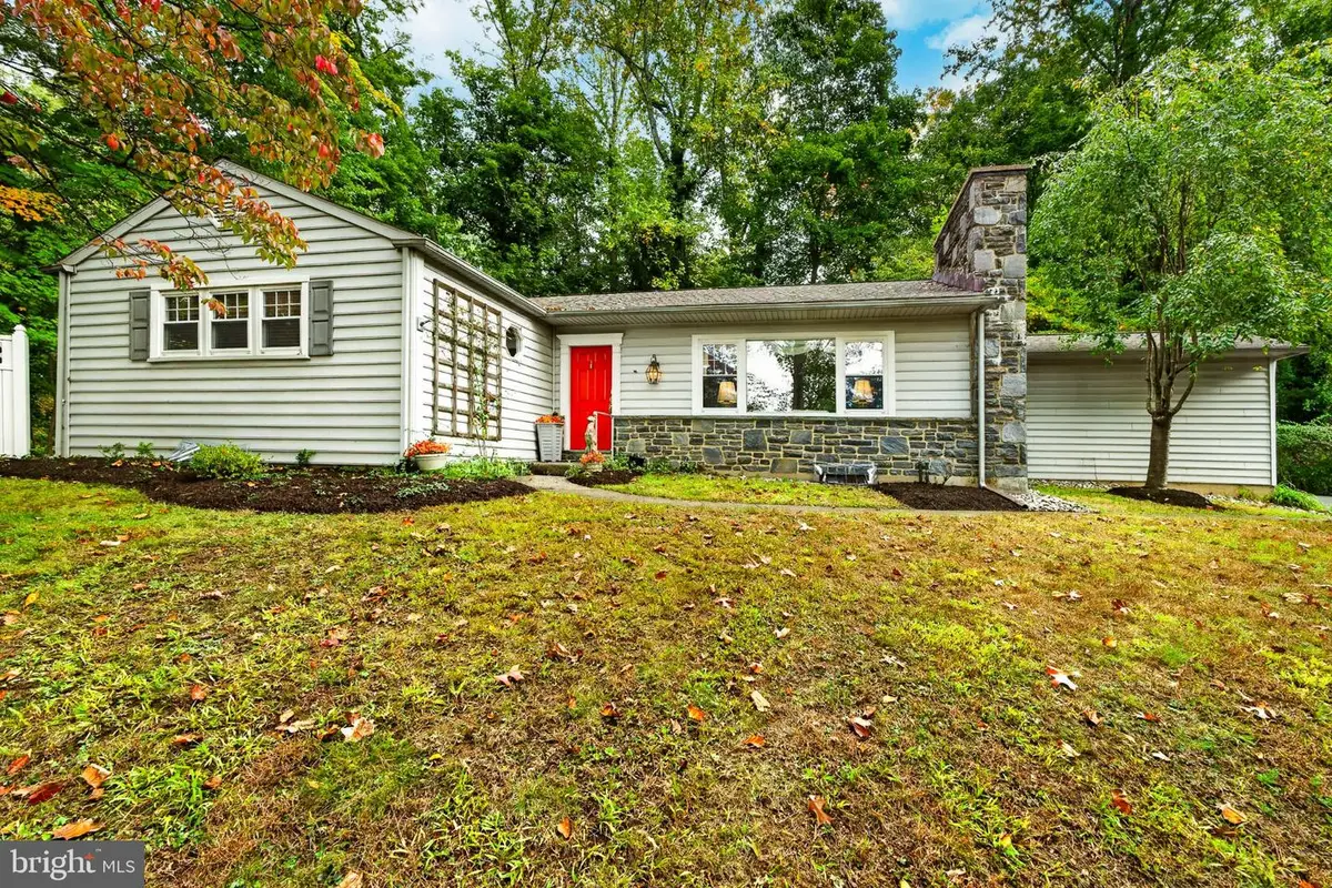 59 Lakeside Ave, Devon, PA 19333 - #1