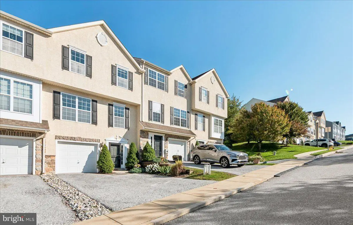 179 Lukens Mill Dr #11, Coatesville, PA 19320 - #1