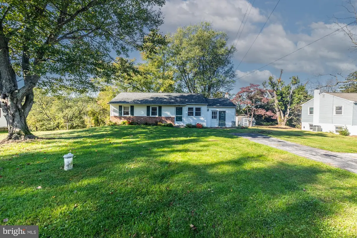 115 Highland Dr, Coatesville, PA 19320 - #1