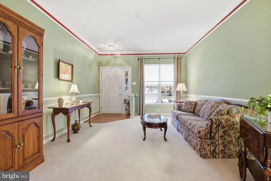 109 Fringetree Dr, West Chester, PA 19380 - #3