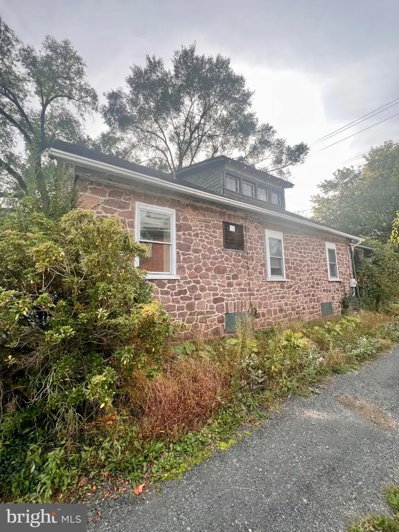 1354 S Hanover St, Pottstown, PA 19465 - #3