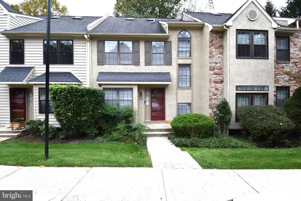 1490 Conifer Dr, WEST CHESTER, PA 19380