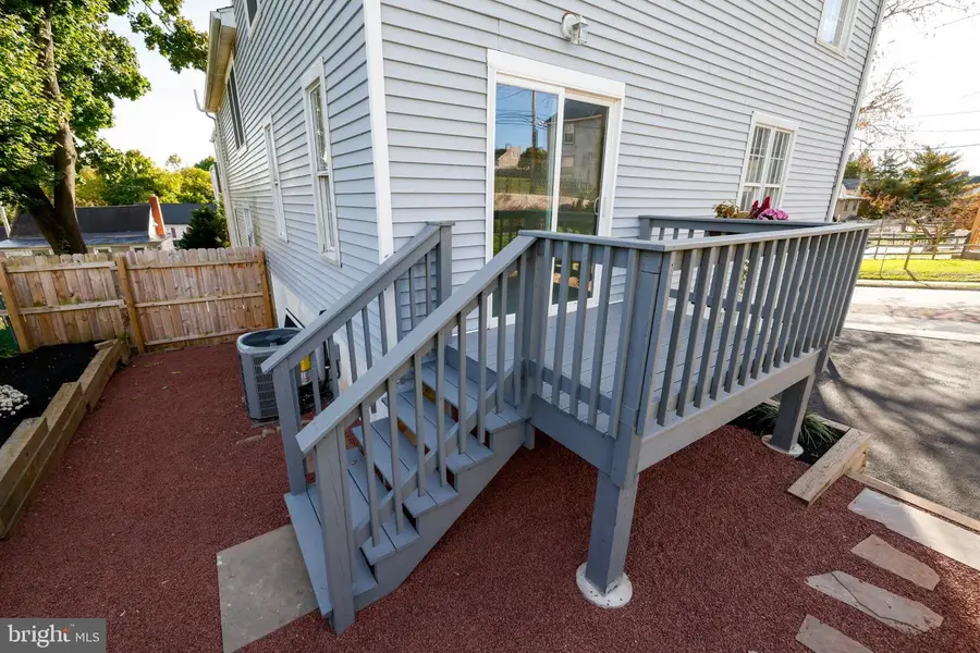 39 Dayton St, Phoenixville, PA 19460 - #3