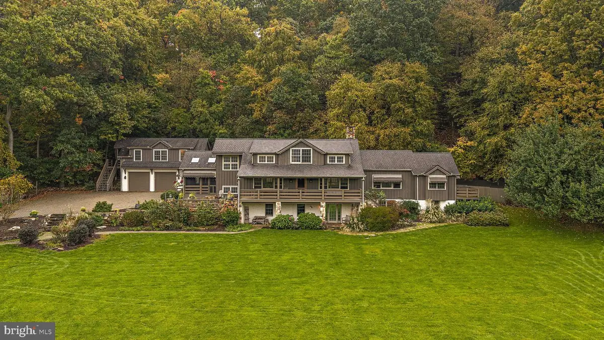 651 Scroggy Rd, Oxford, PA 19363 - #1