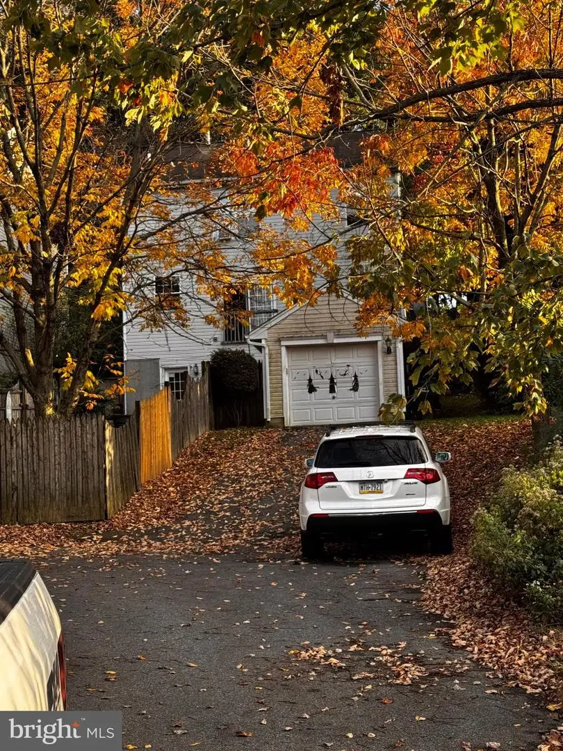 811 Oak St, Coatesville, PA 19320 - #3