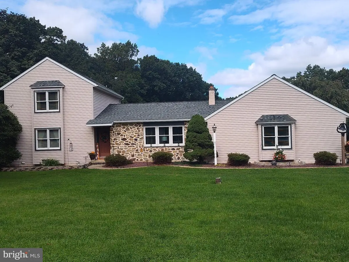 101 Sues Way, Honey Brook, PA 19344 - #1