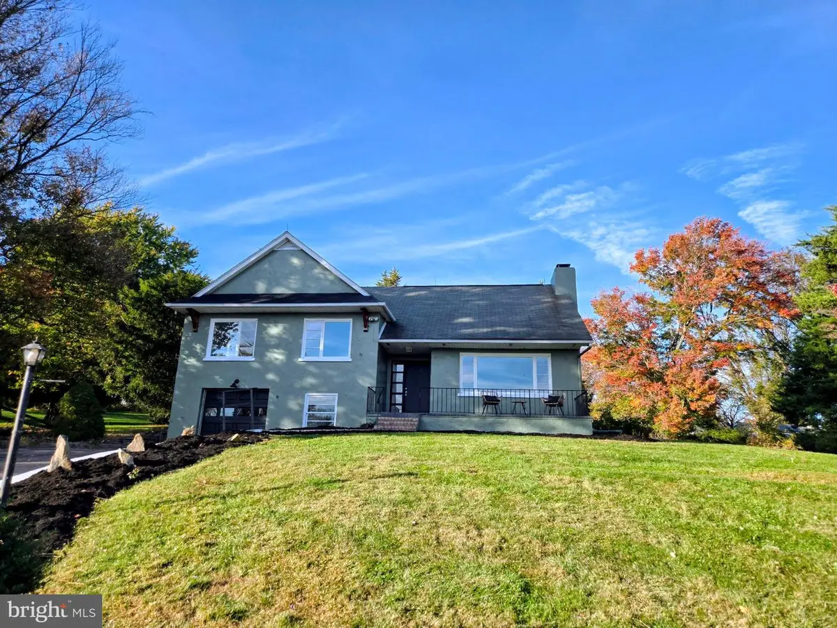 109 E Clearview Dr, Coatesville, PA 19320 - #1