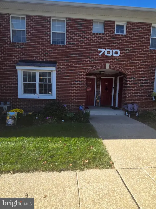 750 E Marshall St #703, WEST CHESTER, PA 19380