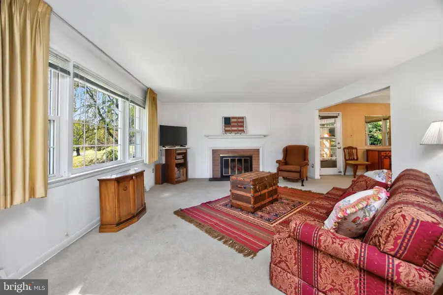 171 Brookmead Rd, Wayne, PA 19087 - #2