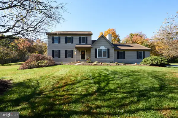 1185 N Manor Rd, HONEY BROOK, PA 19344