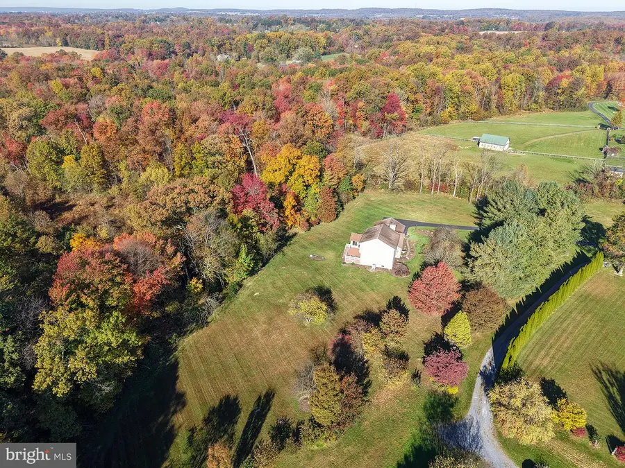 1185 N Manor Rd, Honey Brook, PA 19344 - #2