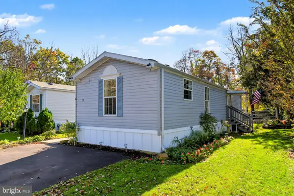 21 Rosewood Ln, PHOENIXVILLE, PA 19460