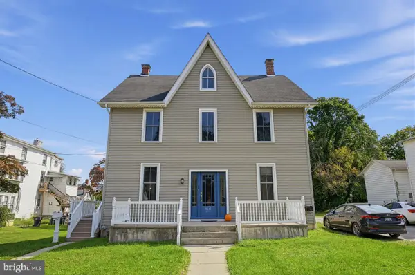 45 N 3rd St, OXFORD, PA 19363