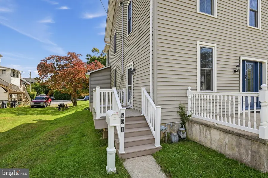 45 N 3rd St, Oxford, PA 19363 - #3