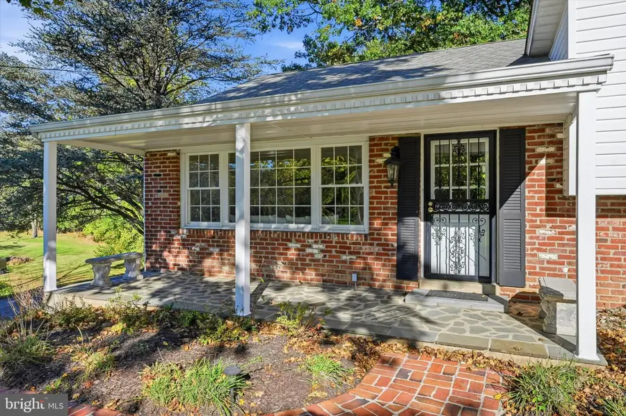 423 Leslie Ln, West Chester, PA 19382 - #3