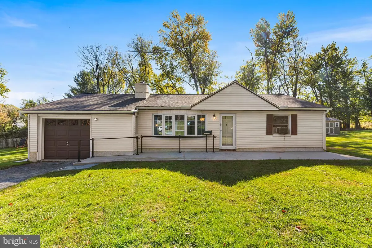 10 S Garden Cir, West Chester, PA 19382 - #1
