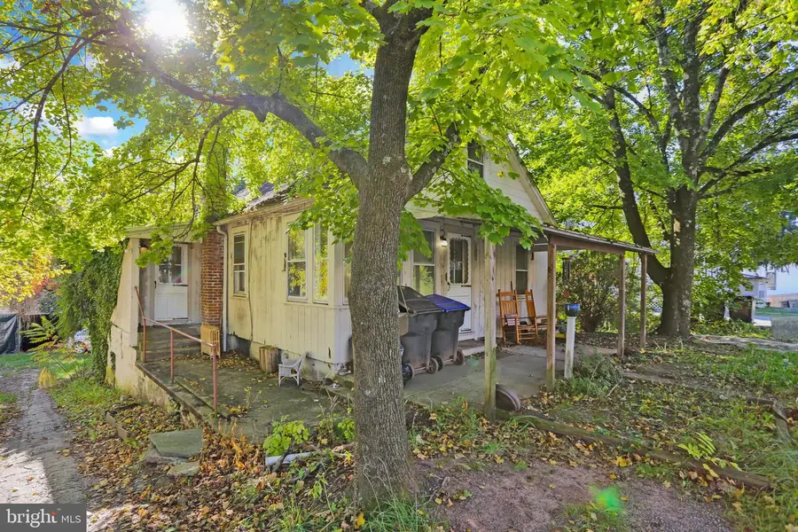 61 Bethel Church Rd, Spring City, PA 19475 - #2