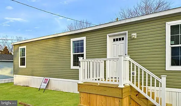 66 Lilac Dr, HONEY BROOK, PA 19344