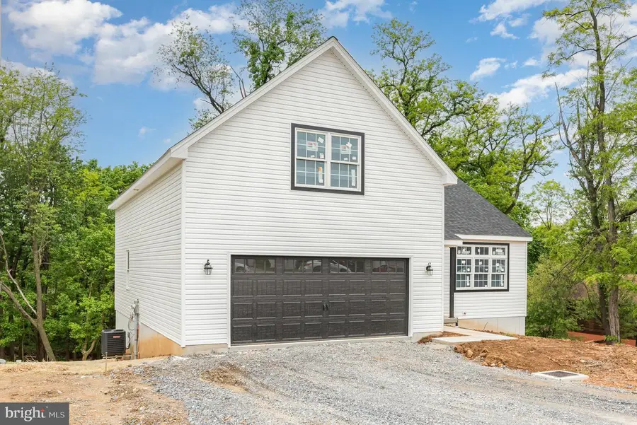 467 Kelker St, Oberlin, PA 17113 - Image #3