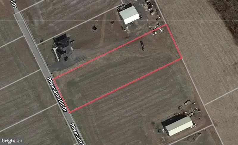 11 Pheasant Hill Dr, Halifax, PA 17032 - Image #2