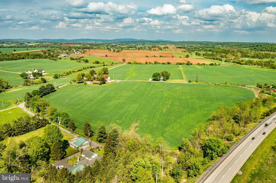 1592 Old Hershey Rd, Elizabethtown, PA 17022 - Image #3