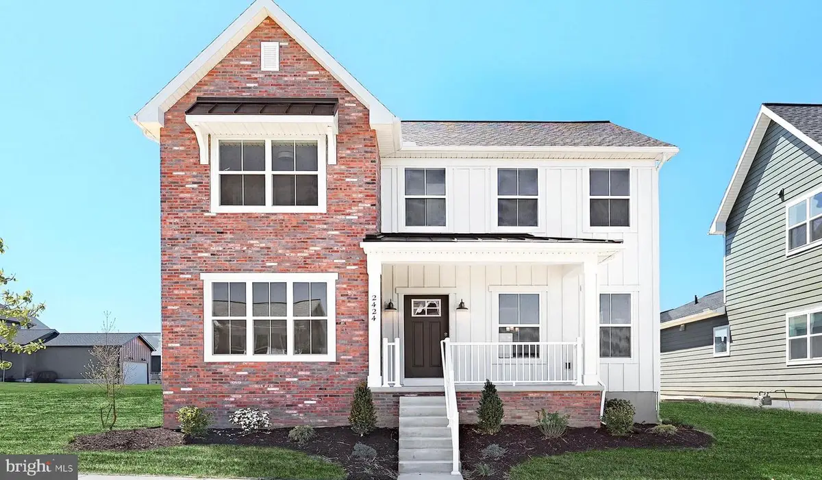 2424 Hawthorne Dr, Harrisburg, PA 17110 - Image #1