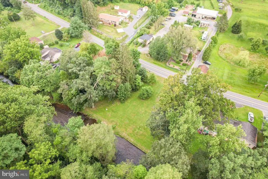 941 Stoney Creek Rd, Dauphin, PA 17018 - Image #2