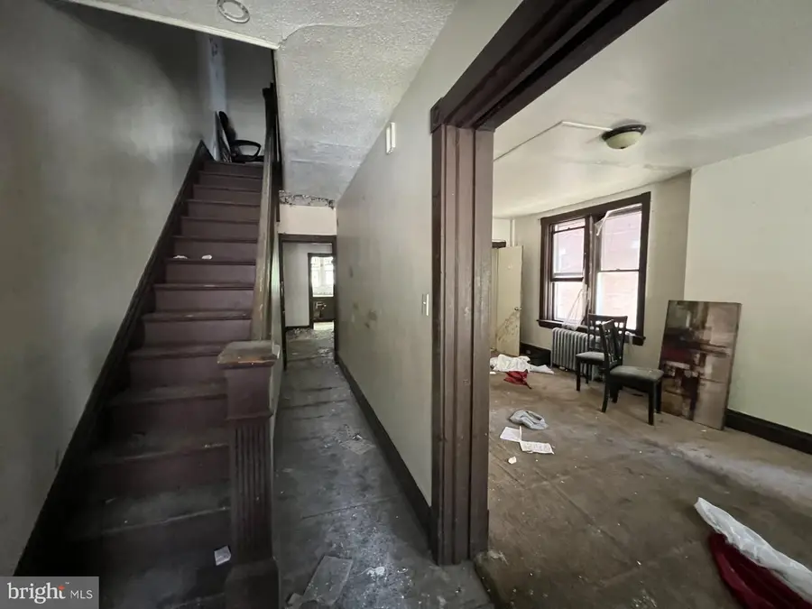 1939 Whitehall St, Harrisburg, PA 17103 - Image #2