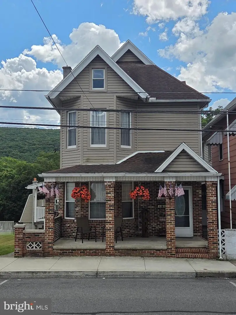 416 W Market St, Williamstown, PA 17098 - Image #3
