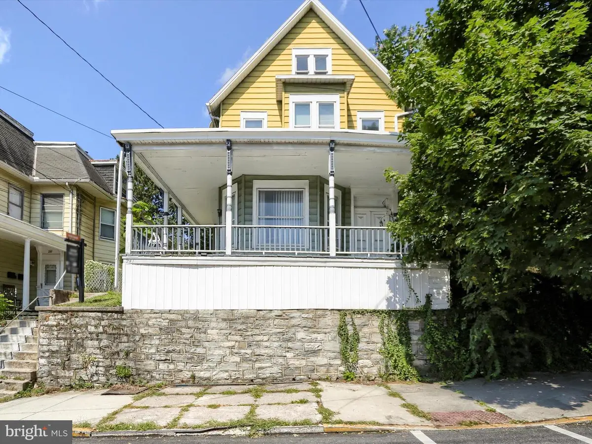 241 Pine St, Steelton, PA 17113 - Image #1