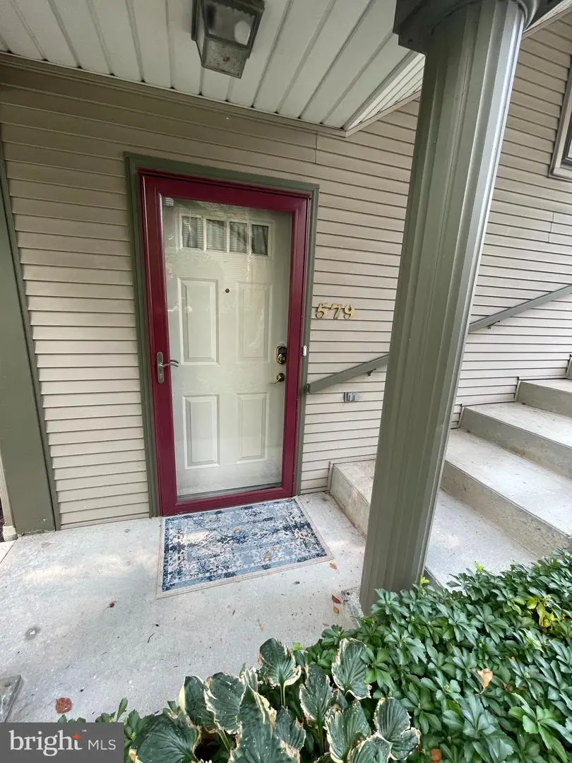 579 Roslaire Dr, Hummelstown, PA 17036 - Image #3