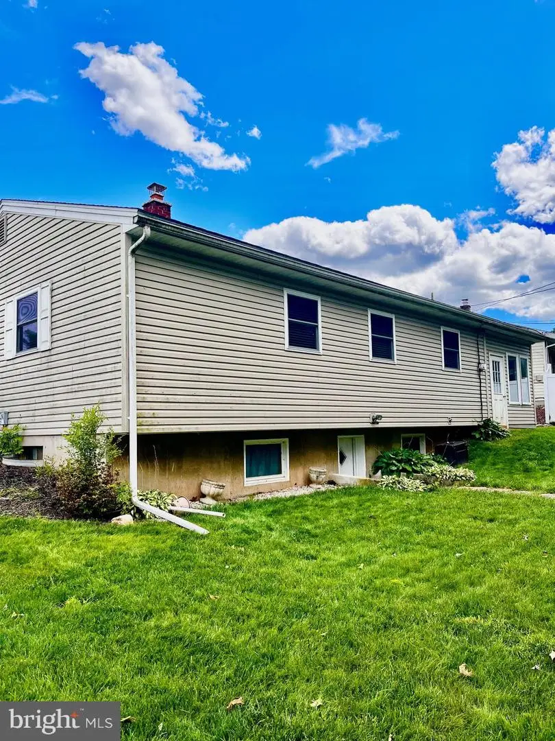 4 Greenwood Dr, Middletown, PA 17057 - Image #3