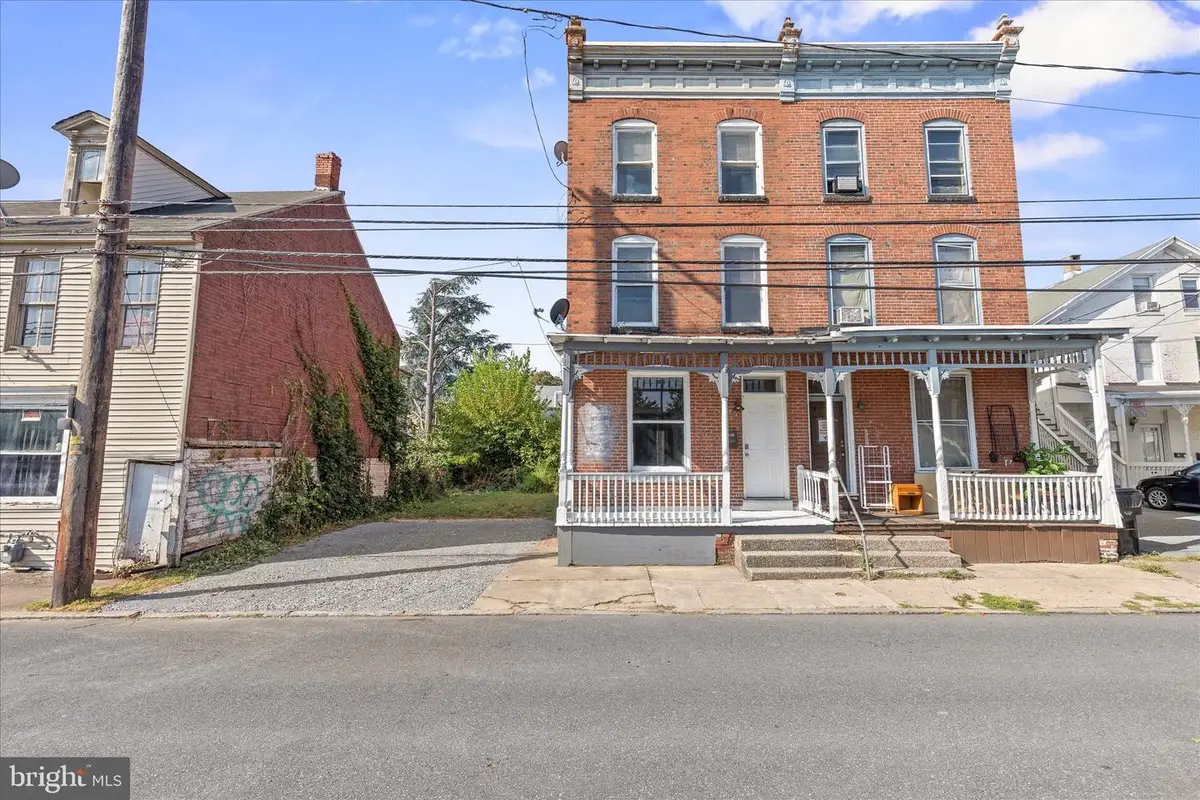 1330 Susquehanna St, Harrisburg, PA 17102 - Image #1