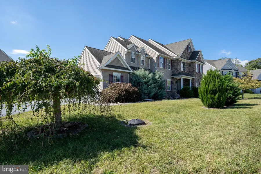 1724 Ambrosia Cir, Harrisburg, PA 17110 - Image #2