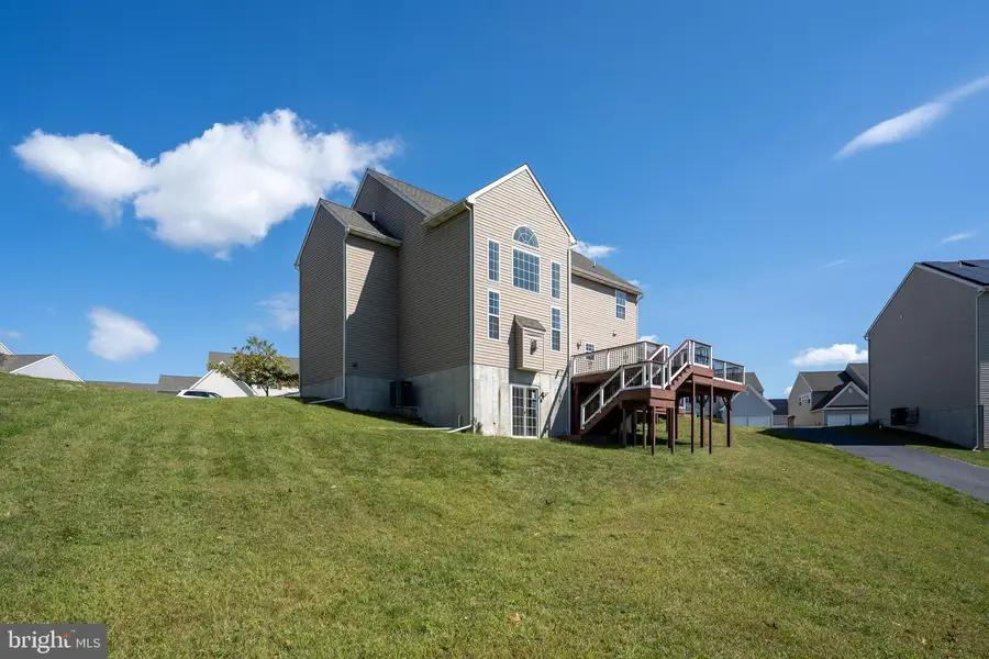 1724 Ambrosia Cir, Harrisburg, PA 17110 - Image #3