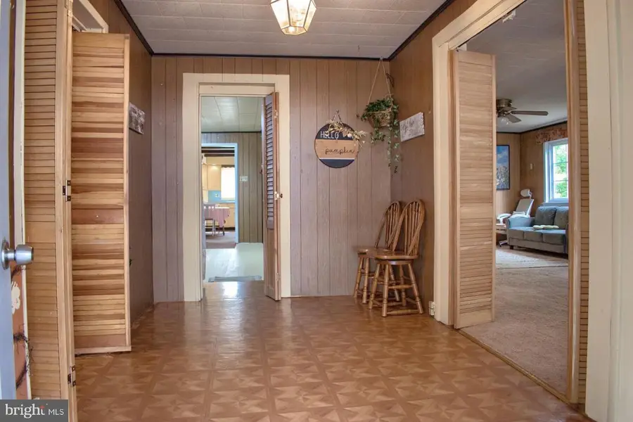 128 Market St E, Williamstown, PA 17098 - Image #3