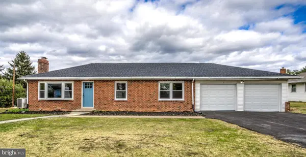 403 Larchmont Rd, HUMMELSTOWN, PA 17036