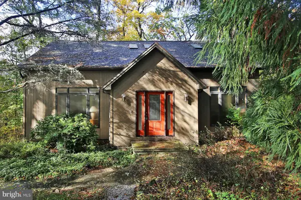 875 Verden Dr, HUMMELSTOWN, PA 17036