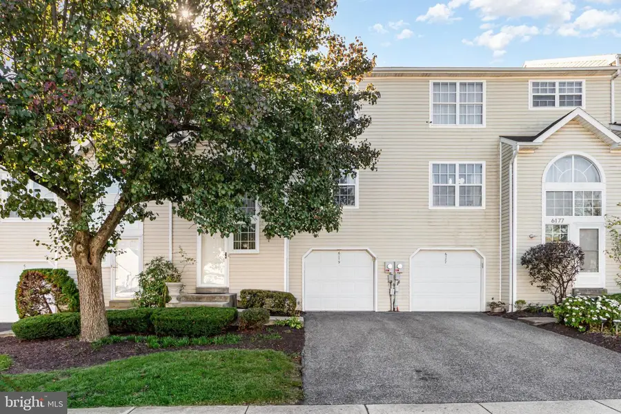 6179 Spring Knoll Dr, Harrisburg, PA 17111 - Image #2