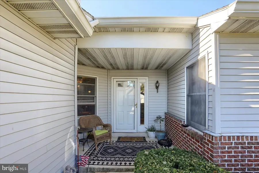 1068 Country Hill Dr, Harrisburg, PA 17111 - Image #3