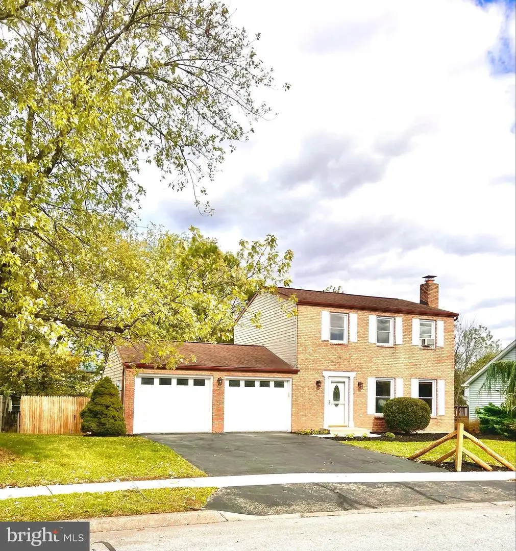 2040 Chevy Chase Dr, Harrisburg, PA 17110 - Image #1