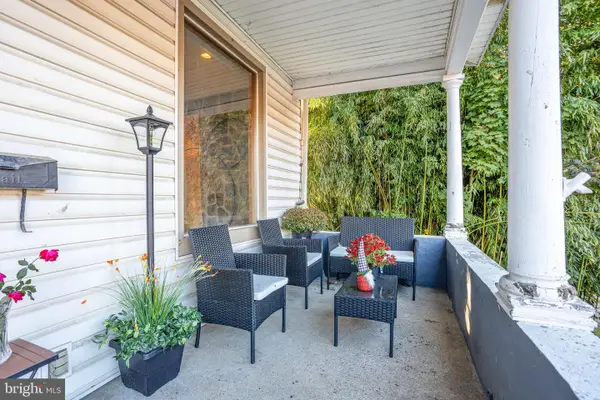 2027 Derry St, HARRISBURG, PA 17104